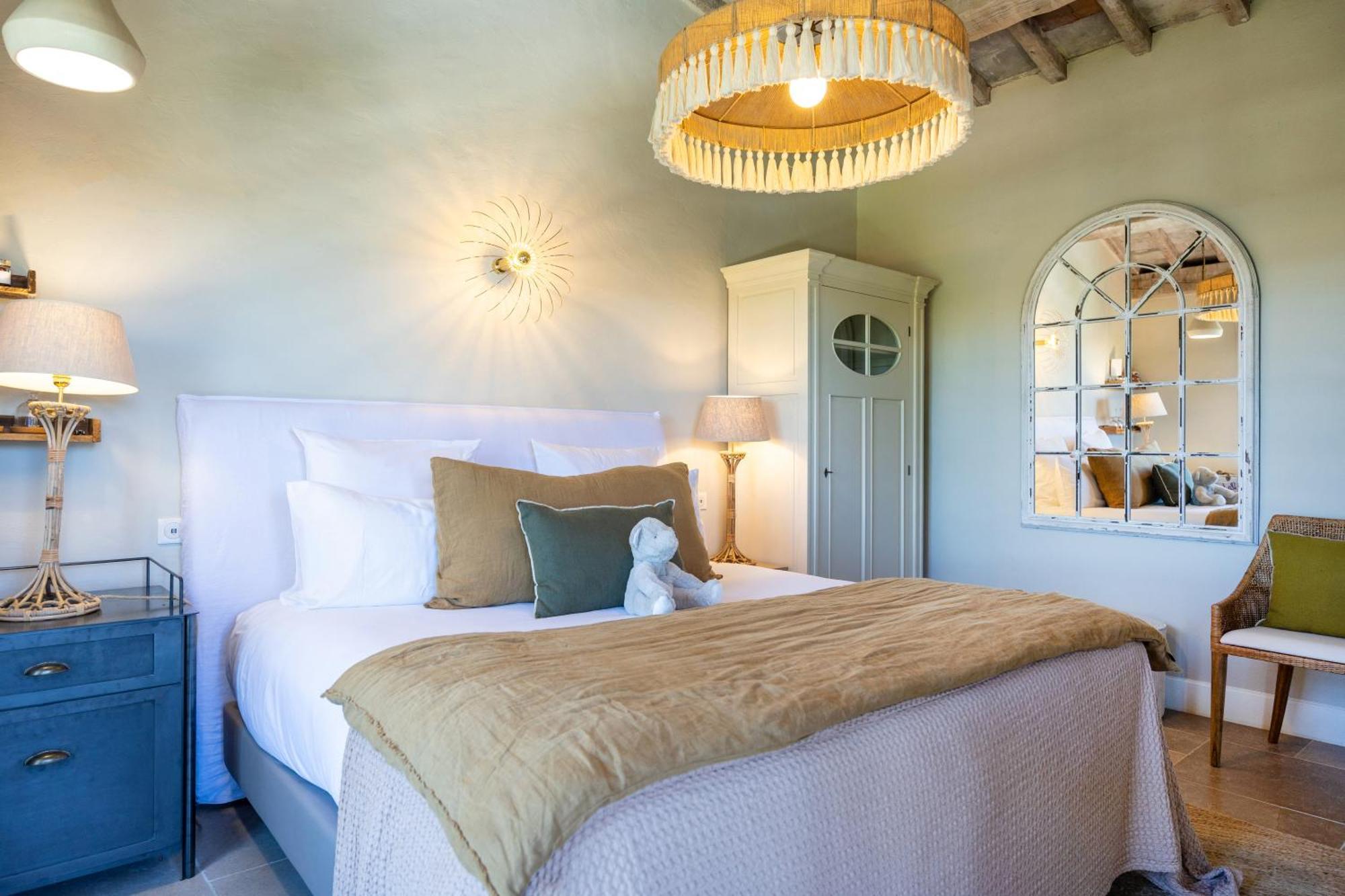 Deluxe Double Room with Sea View and Balcony